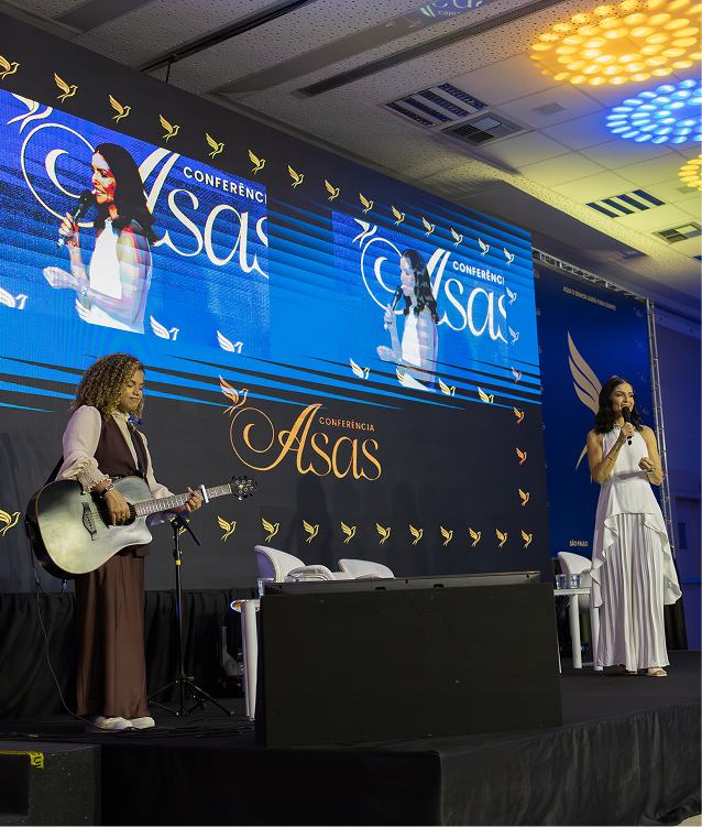 Momento de louvor na Conferência ASAS.
