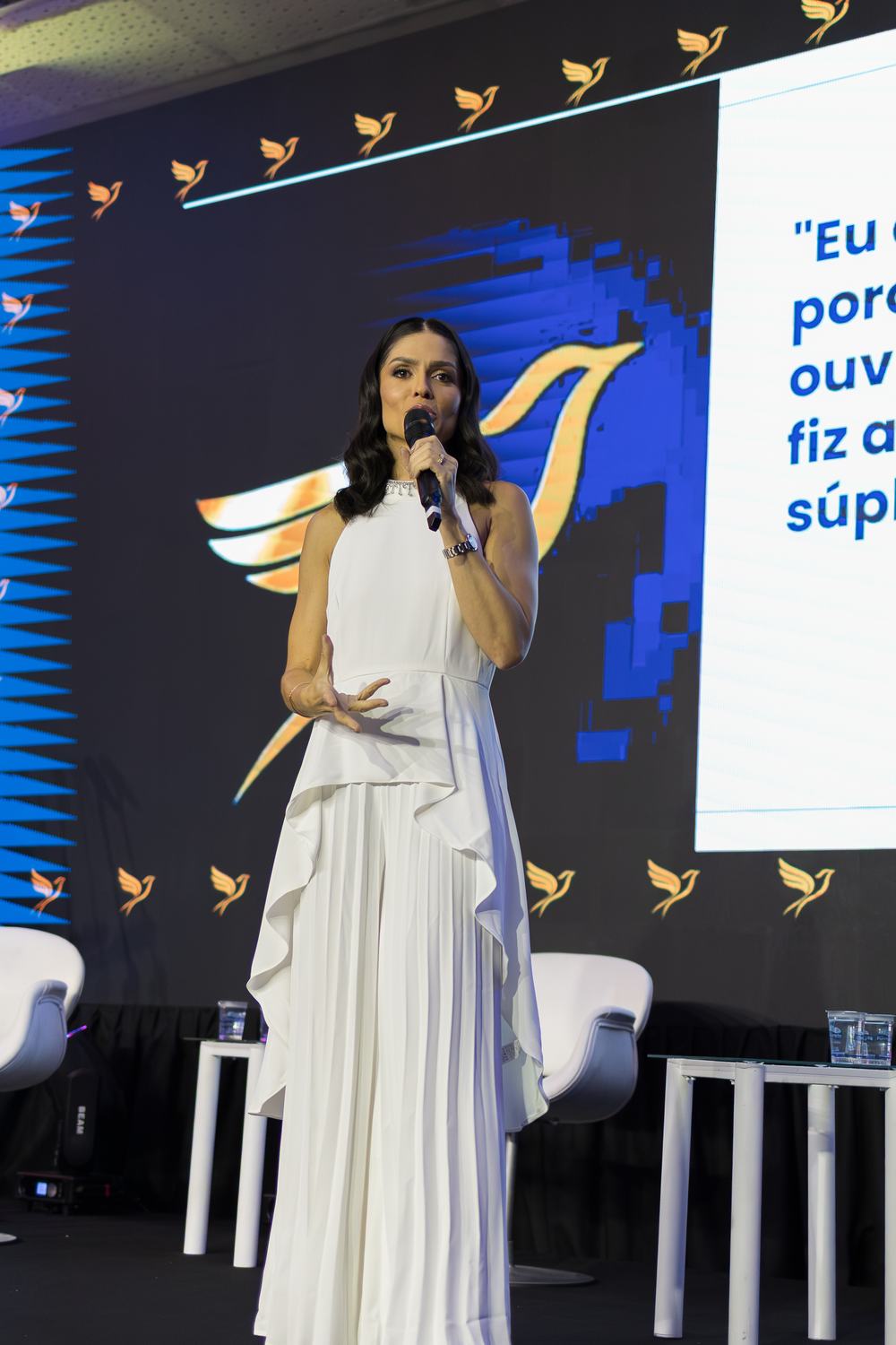 Elaine Violini no palco.